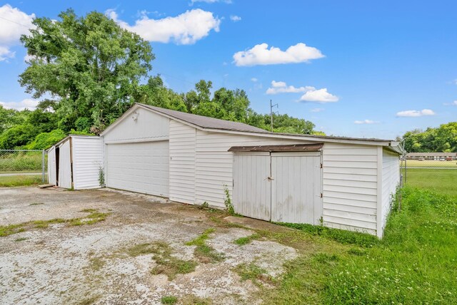 334 Bancroft Dr, Clarksville, TN 37042 - photo 38