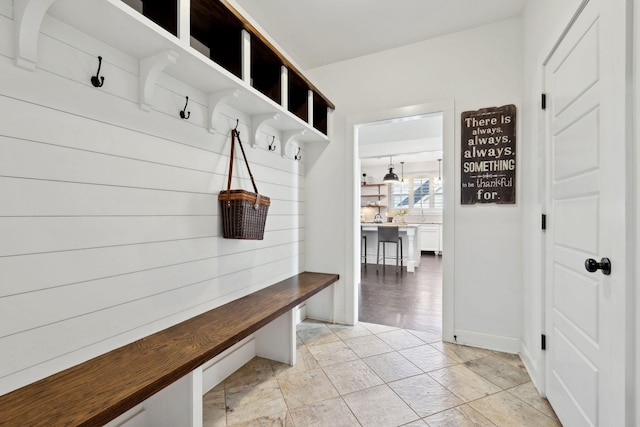 4376 Pretoria Run, Murfreesboro, TN 37128 - mudroom featuring baseboards