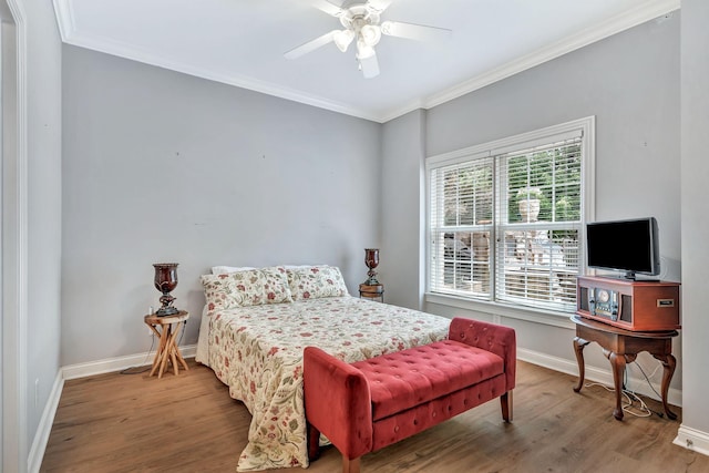 1660 Stokley Ln, Old Hickory, TN 37138 - bedroom with wood finished floors, crown molding, and a ceiling fan