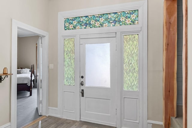 584 Limestone Ave, Lewisburg, TN 37091 - entrance foyer with wood finished floors and plenty of natural light