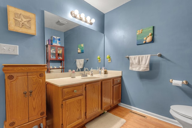 1530 Potter Dr, Columbia, TN 38401 - bathroom with vanity and wood finished floors