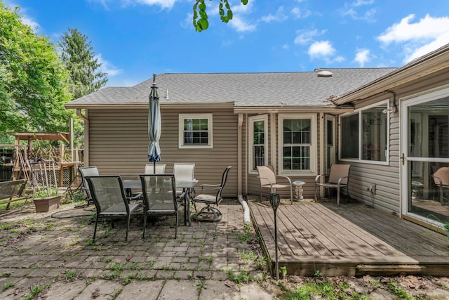 1530 Potter Dr, Columbia, TN 38401 - view of patio / terrace featuring a wooden deck and outdoor dining space