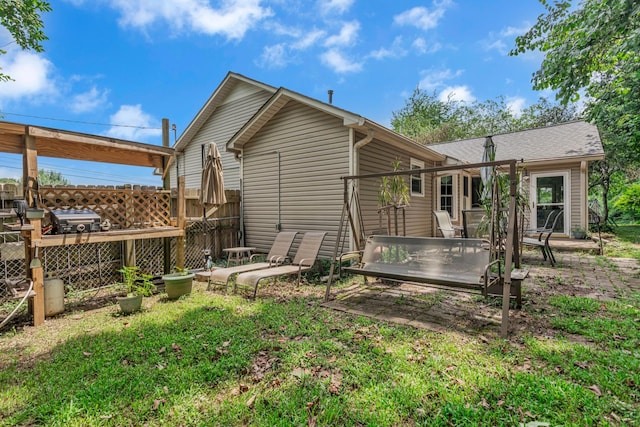 1530 Potter Dr, Columbia, TN 38401 - back of property featuring a patio