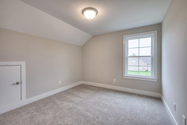 5560 Sinclair Ct, Murfreesboro, TN 37127 - additional living space with carpet floors and lofted ceiling