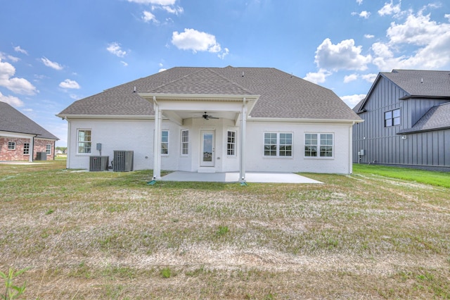 4113 Cile Ct, Murfreesboro, TN 37127 - rear view of property with ceiling fan, a patio, a lawn, and a shingled roof