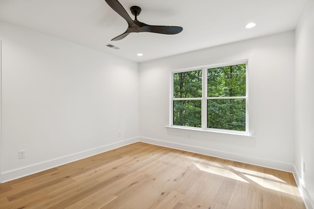 1007 Pheasant Ct, Kingston Springs, TN 37082 - spare room with ceiling fan, light wood-style flooring, and recessed lighting