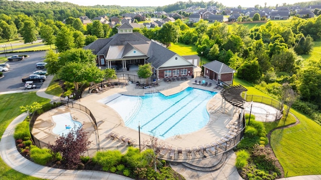 751 Pebble Creek Ln, Lebanon, TN 37090 - community pool with a patio