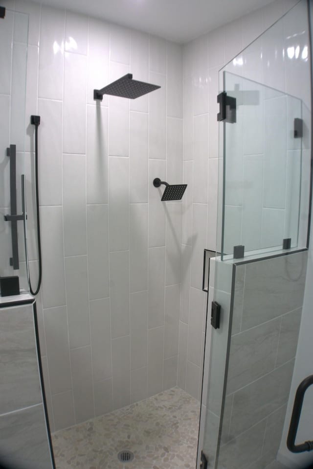 1202 Willow Brook Pass, Mount Juliet, TN 37122 - bathroom with a stall shower