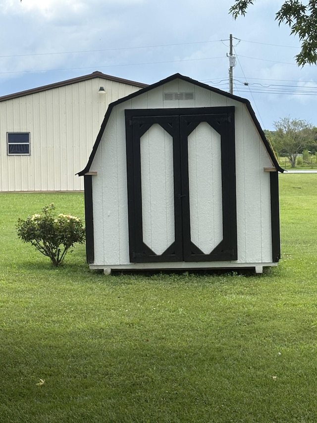685 Edgefield Dr, Hohenwald, TN 38462 - view of shed