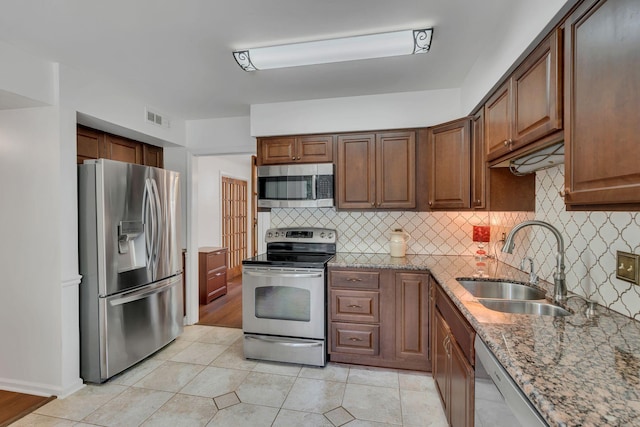 689 Watson Branch Dr, Franklin, TN 37064 - photo 5
