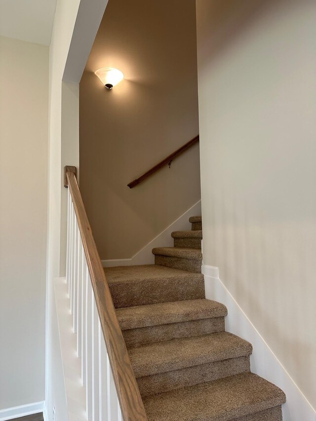 1004 Wiseman Farm Rd, Fairview, TN 37062 - view of stairway