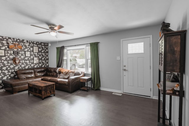 2501 Douglas St, Springfield, TN 37172 - photo 3