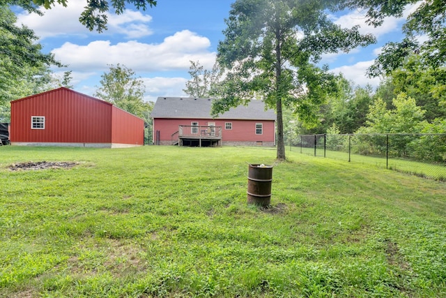 1105 Smiley Troutt Rd, Bethpage, TN 37022 - view of yard with a pole building and an outdoor structure