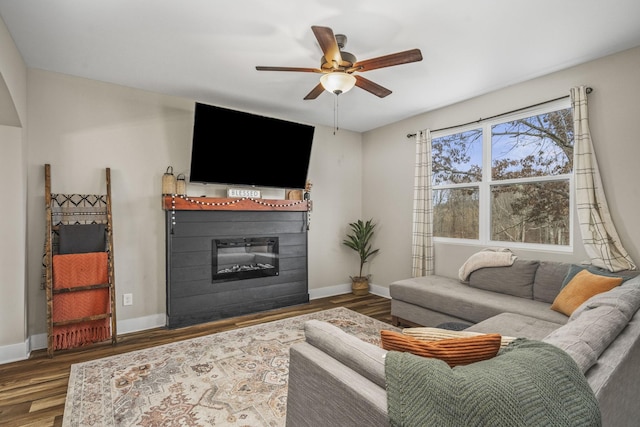 2015 Morgan Ct, Springfield, TN 37172 - living area featuring ceiling fan, wood finished floors, and a glass covered fireplace
