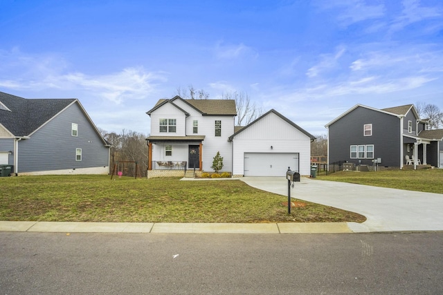 2015 Morgan Ct, Springfield, TN 37172 - view of front of property with driveway, a front yard, and a porch