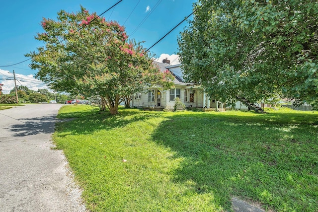 4300 Old Hickory Blvd, Old Hickory, TN 37138 - obstructed view of property featuring a front lawn