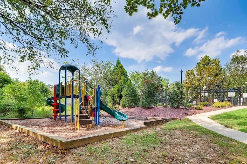 2532 Edinburgh St, Old Hickory, TN 37138 - view of community play area