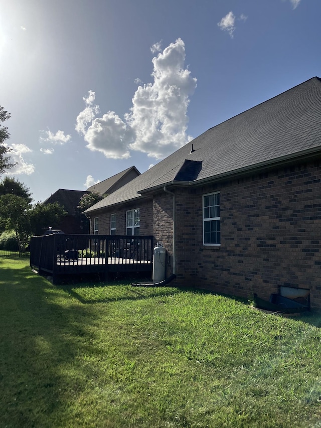 809 Renaissance Ave, Murfreesboro, TN 37129 - view of grassy yard with a deck