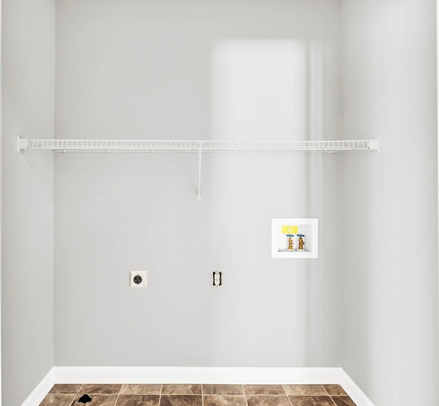 1373 Mackenzie Ct, Clarksville, TN 37042 - washroom with hookup for an electric dryer and washer hookup