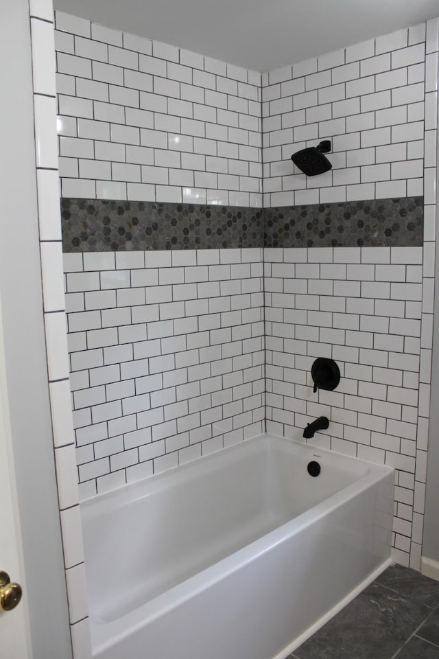 109 Hunter Dr, Mount Juliet, TN 37122 - bathroom featuring shower / washtub combination