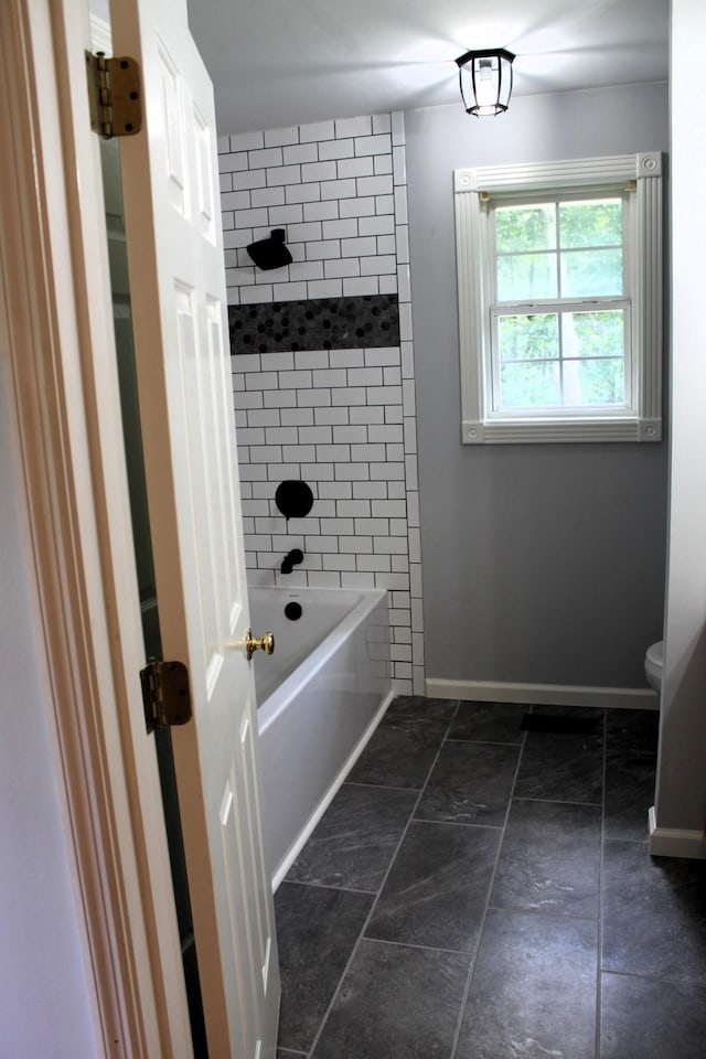 109 Hunter Dr, Mount Juliet, TN 37122 - full bath featuring toilet and shower / tub combination