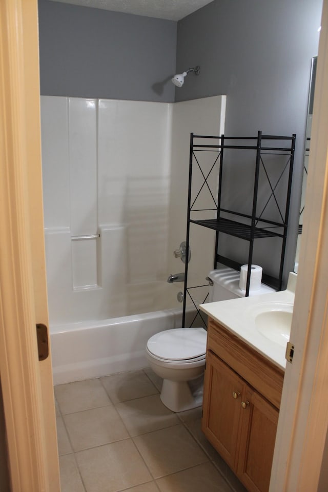 109 Hunter Dr, Mount Juliet, TN 37122 - full bathroom featuring  shower combination, tile patterned floors, and vanity