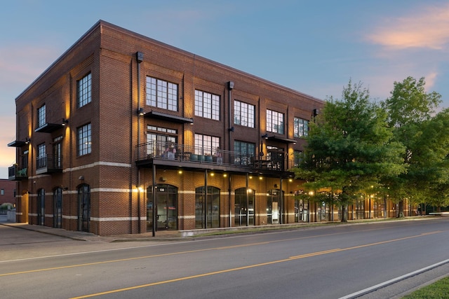 320 Liberty Pike Unit 205, Franklin, TN 37064 - view of property at dusk
