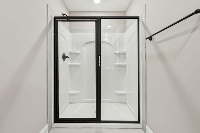145 Irish Hls, Clarksville, TN 37042 - full bathroom featuring a shower stall and recessed lighting