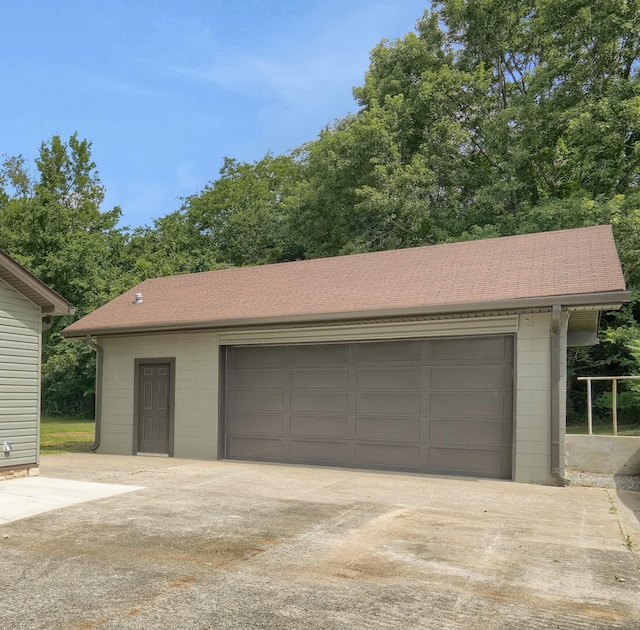 306 Forrest St, Watertown, TN 37184 - view of detached garage