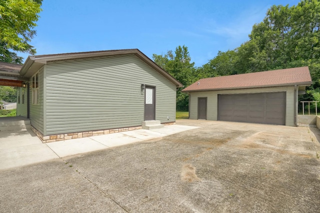 306 Forrest St, Watertown, TN 37184 - view of detached garage