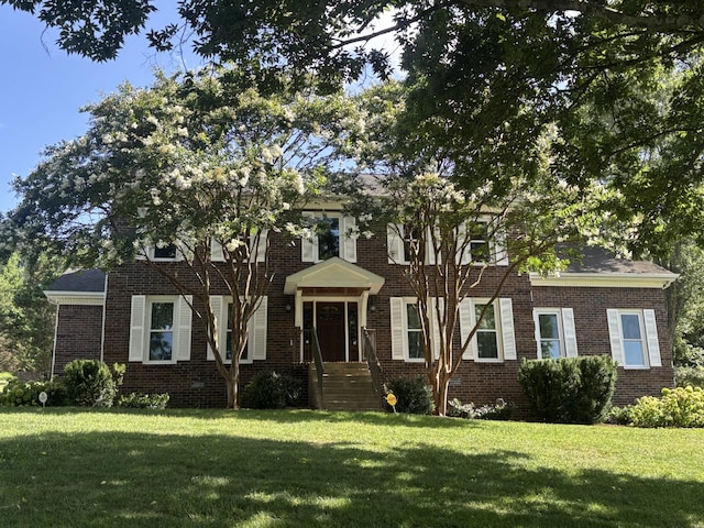 5732 Templegate Dr, Nashville, TN 37221 - colonial house with a front lawn and brick siding