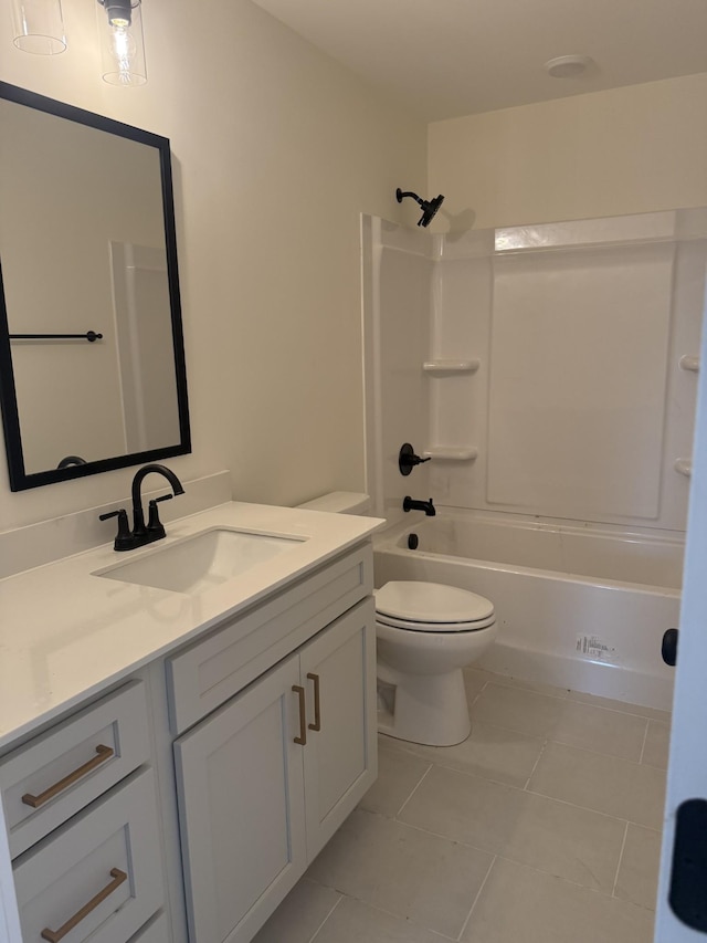 317 Wesson Dr, Clarksville, TN 37043 - full bath featuring vanity, tile patterned flooring, and  shower combination