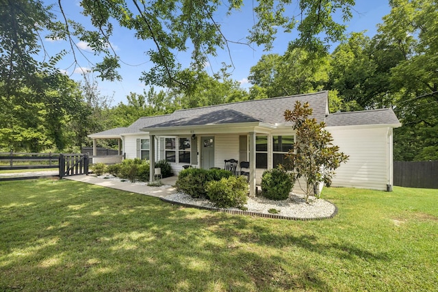813 Lonnie St, Columbia, TN 38401 - single story home with a gate and roof with shingles