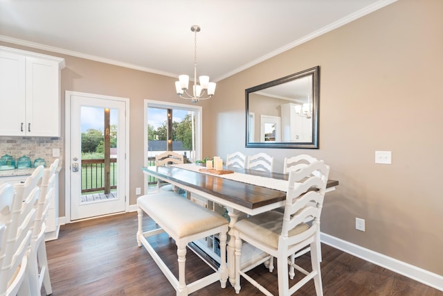 204 Locust St, Mc Ewen, TN 37101 - dining room featuring a chandelier, crown molding, and dark wood-style floors
