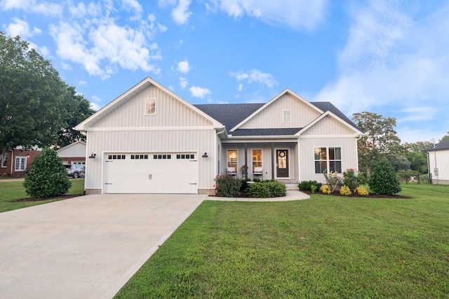 204 Locust St, Mc Ewen, TN 37101 - modern farmhouse style home with driveway, an attached garage, a front lawn, and a porch