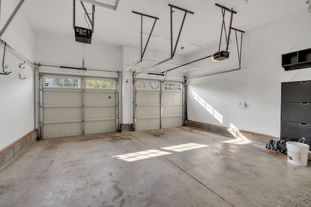 412 Warren Hill Dr, Mount Juliet, TN 37122 - garage with a garage door opener