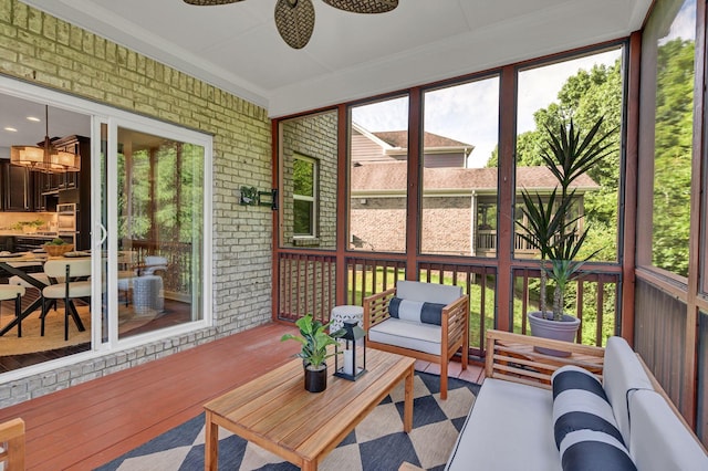 412 Warren Hill Dr, Mount Juliet, TN 37122 - sunroom / solarium with a ceiling fan and an outdoor hangout area