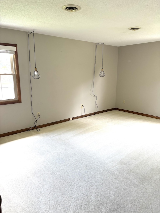 806 Sharon Cir, Lawrenceburg, TN 38464 - unfurnished room featuring carpet flooring and a textured ceiling