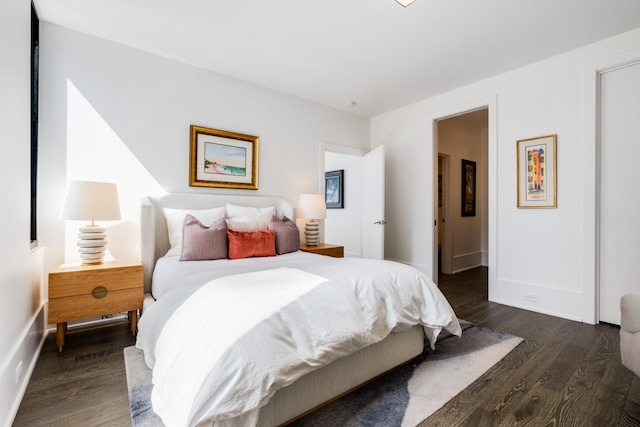 4606 Shys Hill Rd, Nashville, TN 37215 - bedroom with dark wood-type flooring