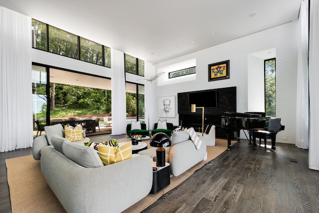 4606 Shys Hill Rd, Nashville, TN 37215 - living area with plenty of natural light, dark wood finished floors, and a high ceiling