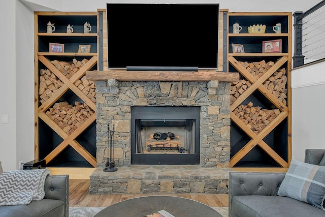 3120 Boxley View Ln, Franklin, TN 37064 - living room featuring wood finished floors