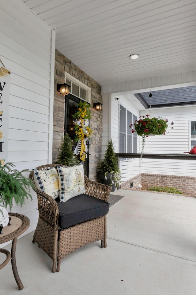 332 Country Club Rd, Winchester, TN 37398 - view of covered porch