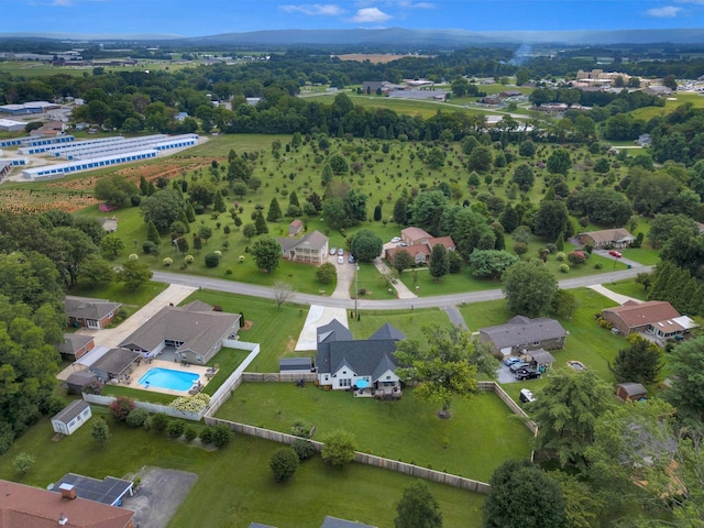 332 Country Club Rd, Winchester, TN 37398 - aerial view of a pool