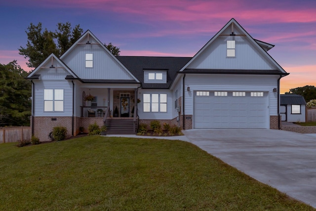332 Country Club Rd, Winchester, TN 37398 - modern farmhouse style home with a porch, brick siding, and driveway