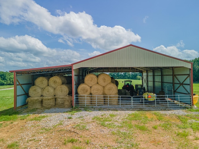 5247 Flat Creek Rd, Spring Hill, TN 37174 - view of horse barn