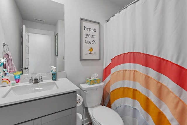 622 Birdie Dr, Spring Hill, TN 37174 - bathroom featuring vanity and curtained shower