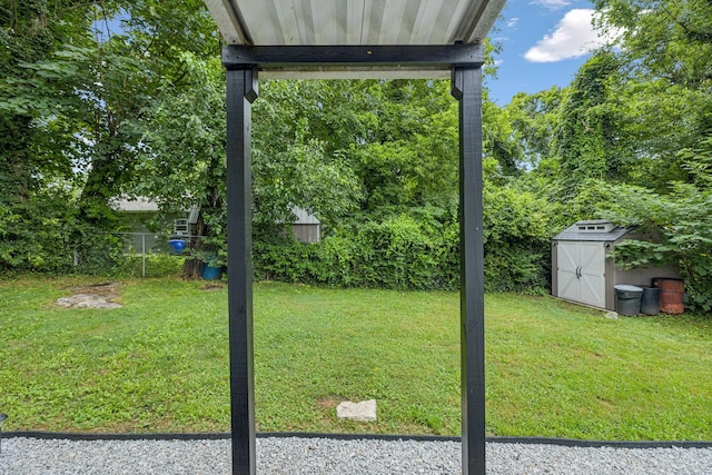 819 Woodside St, Columbia, TN 38401 - view of yard featuring a storage unit