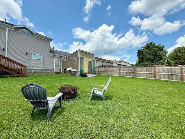 231 Overlook Pl, Columbia, TN 38401 - view of yard featuring a fire pit and an outbuilding