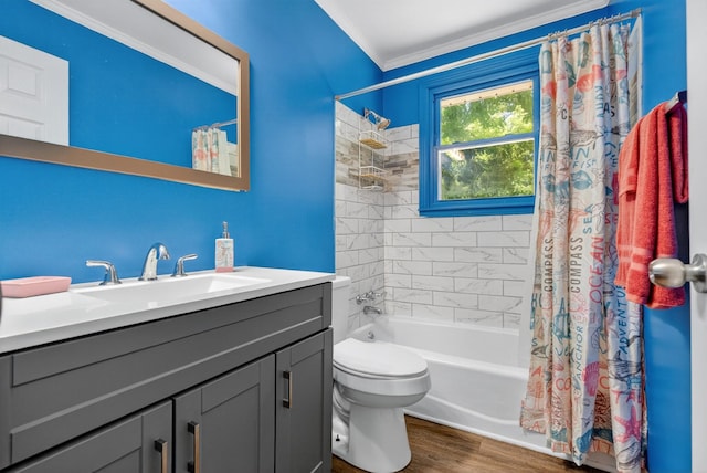 609 Chrisman Dr, Clarksville, TN 37042 - full bathroom featuring vanity, shower / bathtub combination with curtain, ornamental molding, and wood finished floors