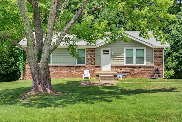 609 Chrisman Dr, Clarksville, TN 37042 - ranch-style home featuring brick siding and a front yard